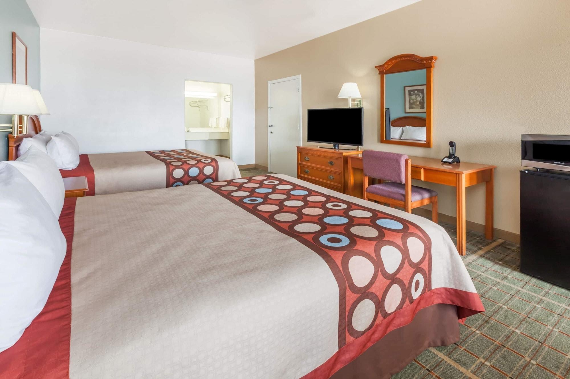 Super 8 By Wyndham Forney/East Dallas Exteriér fotografie